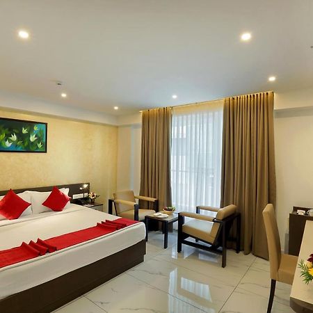 Renai Sreekrishna Hotel Guruvāyūr Екстериор снимка