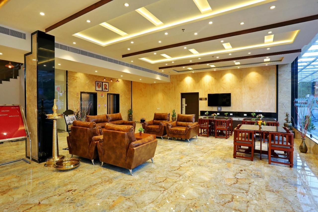 Renai Sreekrishna Hotel Guruvāyūr Екстериор снимка