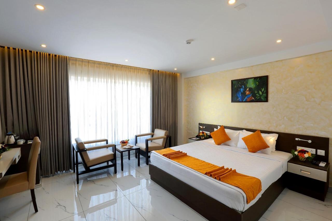 Renai Sreekrishna Hotel Guruvāyūr Екстериор снимка