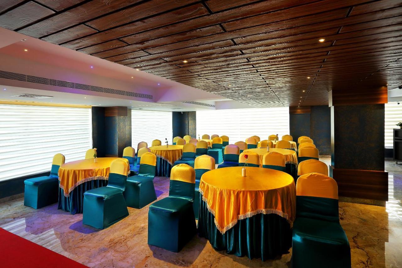 Renai Sreekrishna Hotel Guruvāyūr Екстериор снимка