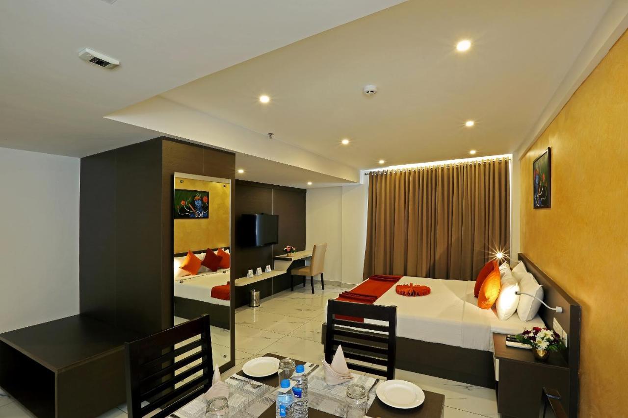 Renai Sreekrishna Hotel Guruvāyūr Екстериор снимка