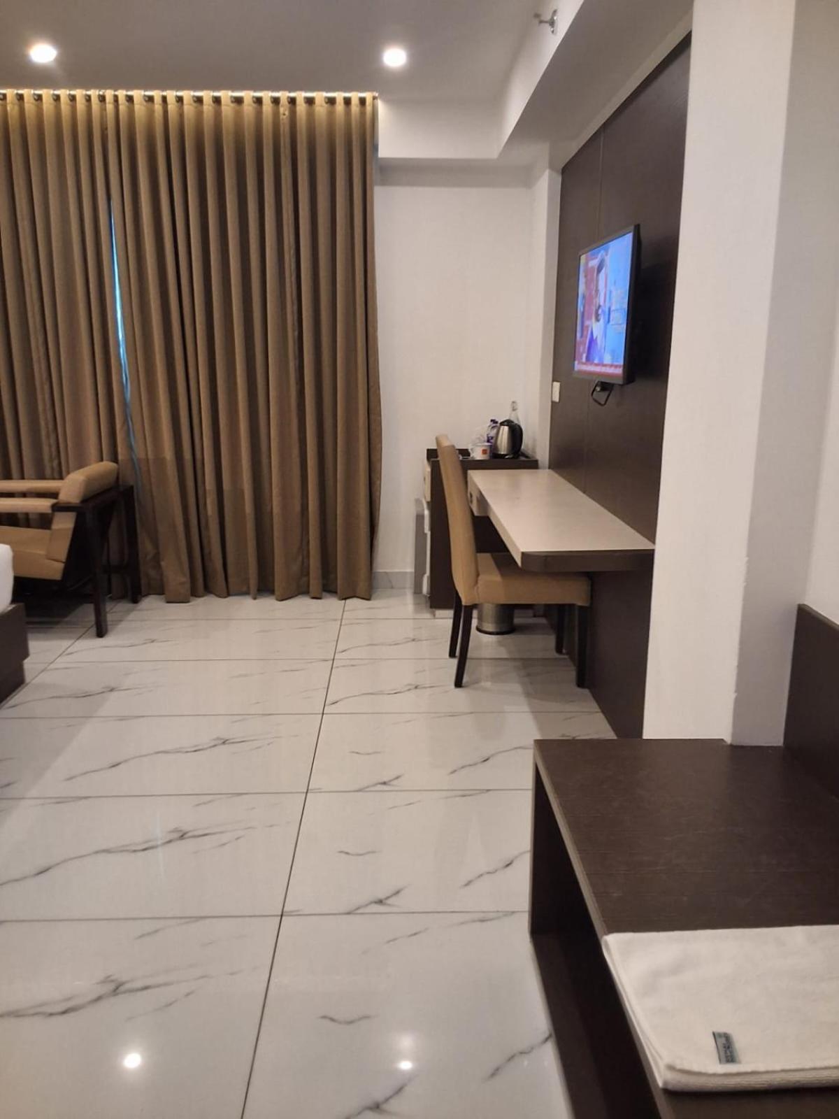 Renai Sreekrishna Hotel Guruvāyūr Екстериор снимка